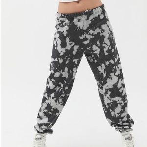 Urban Renewal Monochrome Tie-Dye Sweatpants